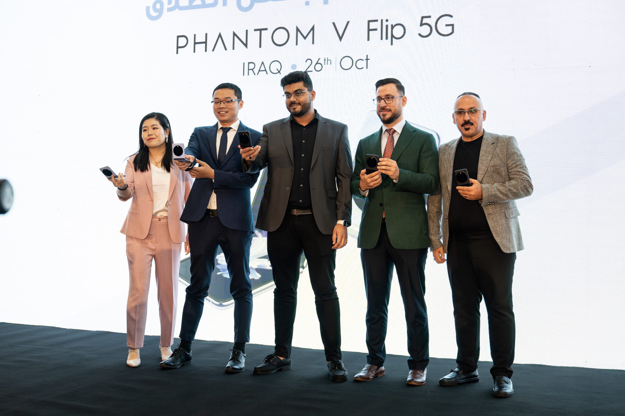 تكنو تحتفل بالابتكار والتصميم الأيقوني في إطلاق منتجها الرائد PHANTOM V FLIP  5G