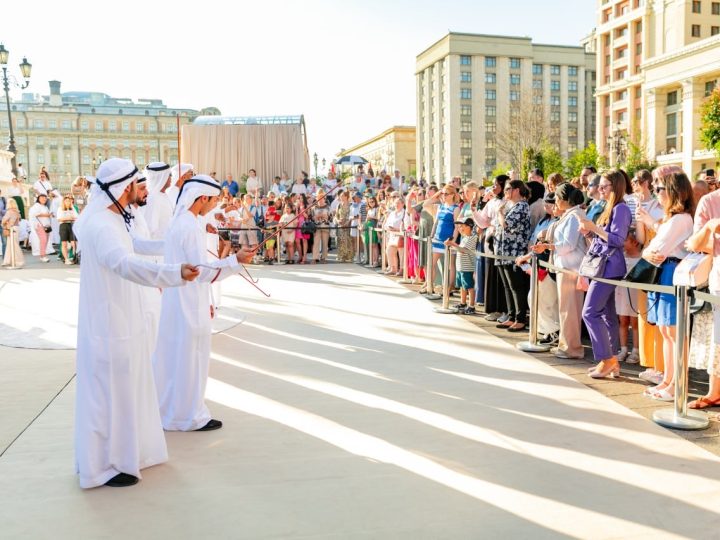 فعالية أيام الثقافة الإماراتية تختتم في موسكو تسجيل حضور ما يقارب ٢٥٠،٠٠٠ زائر