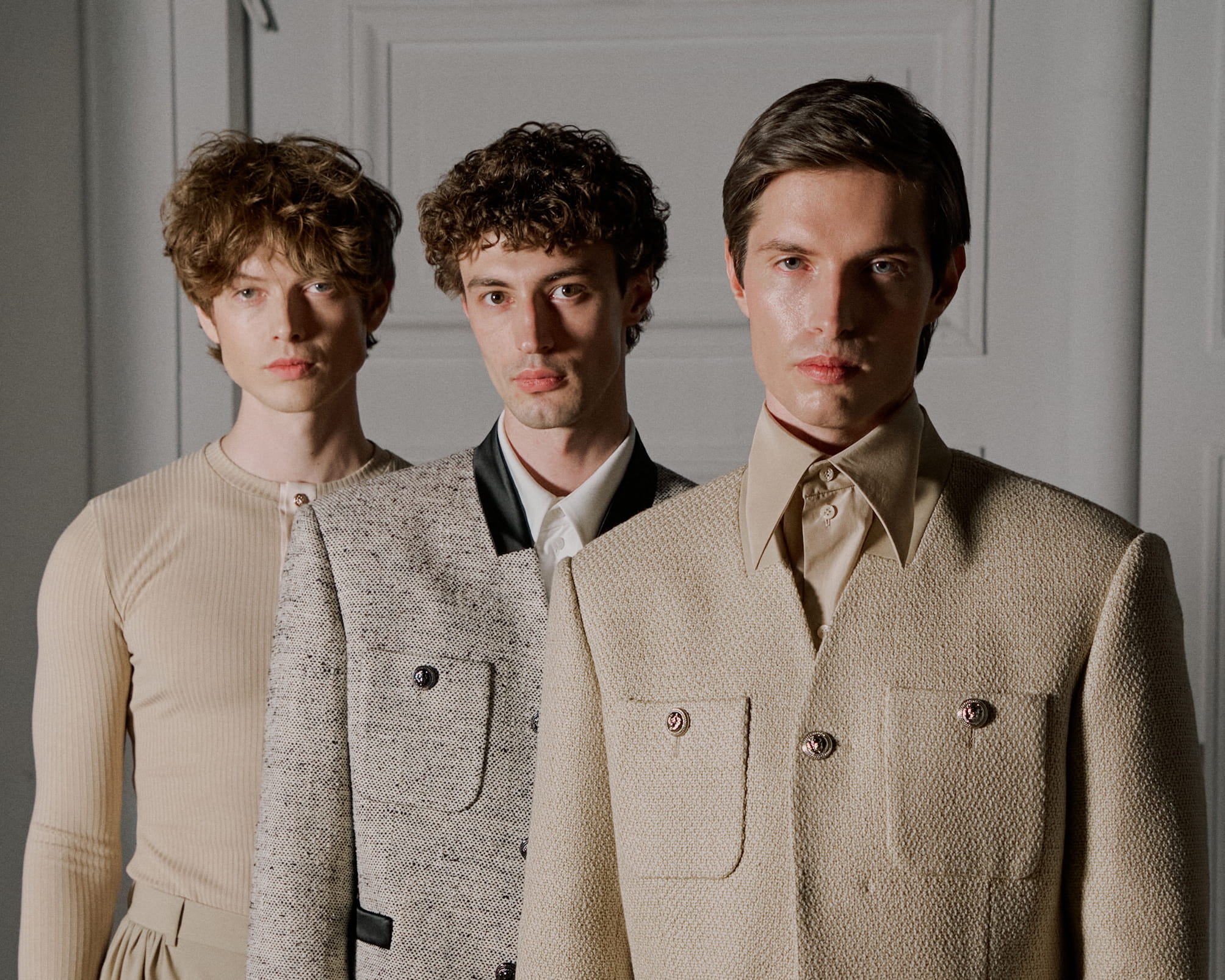 أسبوع الموضة في موسكو يسلط الضوء على الصيحات متعددة الثقافات والمصممين المستقلين